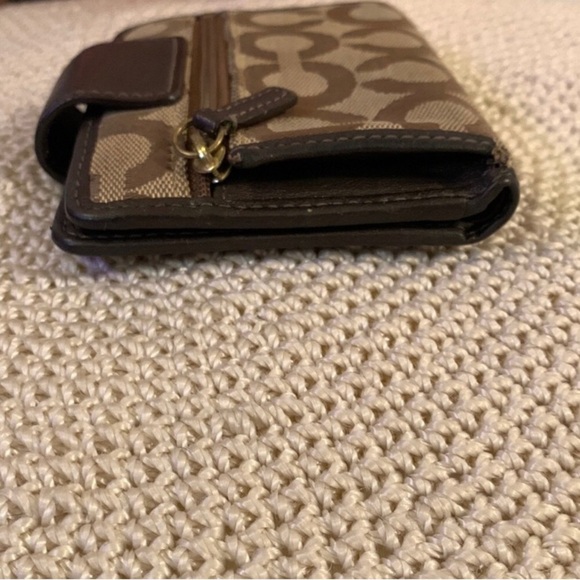 Coach Signature Brown and Tan Wallet with Gold Clasp - Picture 3 of 9